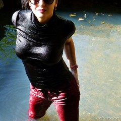 shannonwetlook: Wet In The Pool