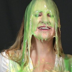 MissT: Splosh Trials - Anna D & Pippa