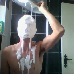 sewersyd: Shaving foam mixed with water gunges me good