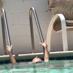 soundguy: Janera Wolfe in the pool