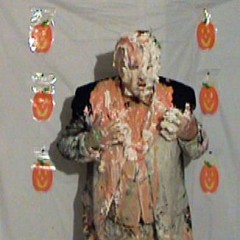 RobbyWLP: She Pies The Guy P)ics
