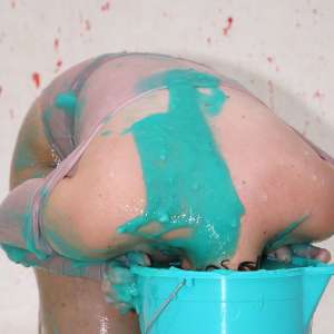 FOXY: Sludge max and dildo