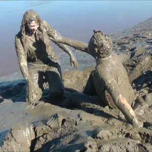 DungeonMasterOne: Coed: A lovely young couple totally plaster each other with mud!