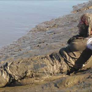 DungeonMasterOne: Coed: A lovely young couple totally plaster each other with mud!