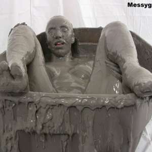 Messygirl: 