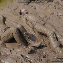 DungeonMasterOne: Honeysuckle and Felicity crawl through the mud in black outfits!