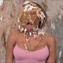 Anglefan.com: Aida's messiest video yet?