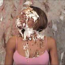 Anglefan.com: Aida's messiest video yet?
