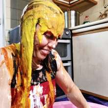 Wamgirlx: Horrendous, Disgusting 45-Minute Food Gunge