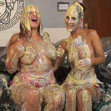 MissT: Beth and Jess in the Splosh House