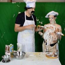 MessyCleo: Clumsy Sous Chef Bob gets Cleo completely messed up. [incl. messy handjob]