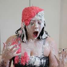 PieGuy99: My Girlfriend Gets Messy For The First Time
