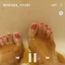 Cutie_pie: Honey Drizzling moaning, feet jacking and pieing.