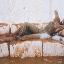 Bozo1: Ever look at the all white room in Tommy?