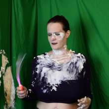 MessyCleo: Witch Cleo's magic goes terribly wrong.