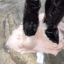 SpannerWilkins: Cuffed 'n Stuck Part 1--Giaro Boots in Glue!