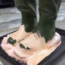 SpannerWilkins: Hunters Stuck in Glue!