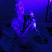JustJade: Close Encounters of the Messy Kind