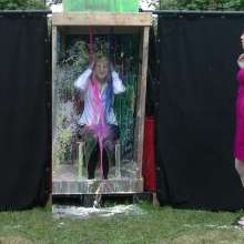 LiquidX: Debbie and Crystal Gunged in 'The Destroyer'