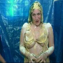 123gunge: Holly says goodnight.