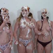 Messygirl: Messygirl Simon Says
