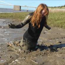 DungeonMasterOne: Mudplay by the Pier with Daphne and Friday!