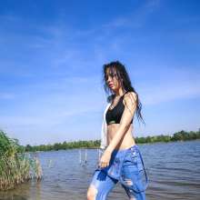 wet.look.me: Update!  Yes, yes--that's her!  Meet Valery!