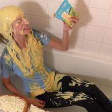 TheGungeZone: Rebeccas's Messy Football Forfeit