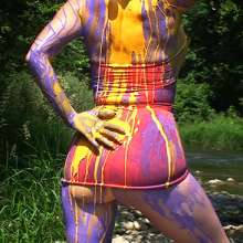 FOXY: Angele painting in river
