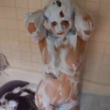 JustJade: Wet Denim Solo Cumshow!