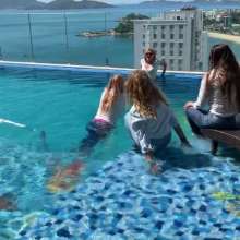 Wet_look_elena: 3 Freinds Join Me in the Pool