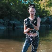 Perfectwetlook: Jeans in the Lake