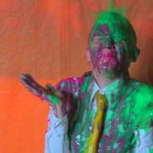 lovingmessy4you: Beautiful Gunge in Yellow Tie, White Shirt a Skirt