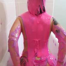 TheGungeZone: Belle's Bikini Gunging