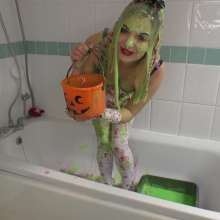 TheGungeZone: Dolly's Halloween Special