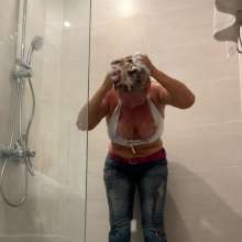 Wet_look_elena: Hairwash in the Shower