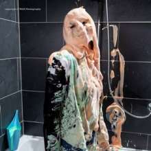 WAM Photography: Linda Is Pied in Jeans and Leather