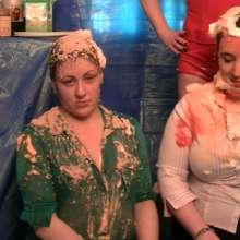 123gunge: Isabel Dean cannot stay clean!