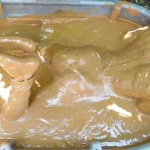 Kaydens: Kaydens' White Jeans in the Mud Spa