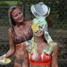 FunFilled Photography: Mallory's messiest afternoon yet with Victoria!