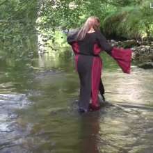 DungeonMasterOne: Medieval River Wench