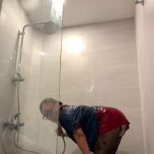 Wet_look_elena: Shower in Red Dress