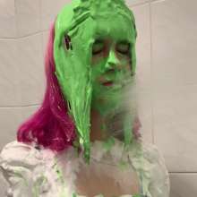 Top Messy Girls: The Doll Doesn't like Showers!