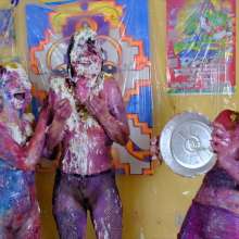 messyhot: 6 Girls Get Messy Record Breaking Sploshing Scene Part 2