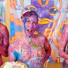 messyhot: 6 Girls Get Messy Record Breaking Sploshing Scene Part 2