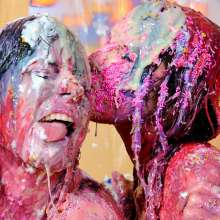 messyhot: 6 Girls Get Messy Record Breaking Sploshing Scene Part 2