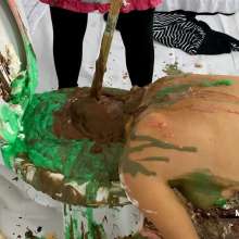 Messygirl: New Messygirl Download: Flushed