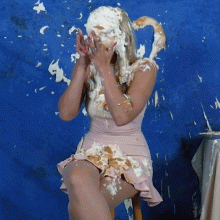 SlapstickStuff: Scarlet Returns To The Poison Pen Restaurant, For Some Reason.