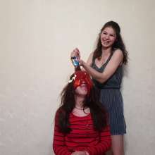 Top Messy Girls: Hair Ketchup Mayonnaise Pies