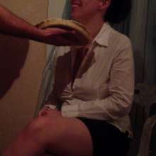 Frenchgirlmessy: Pie my secretary wife